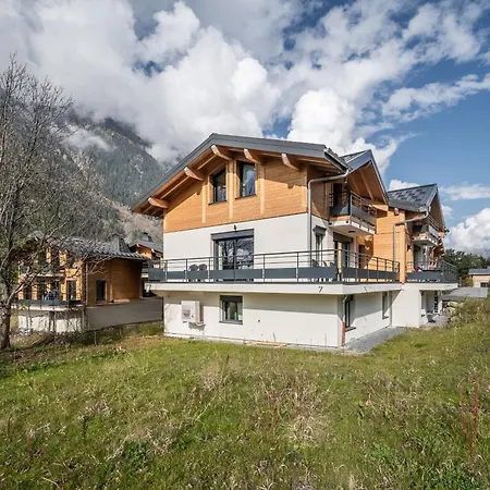 Ikigai - By Emerald シャレー