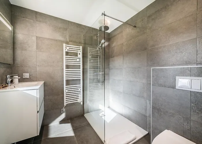 Ikigai - By Emerald シャレー *