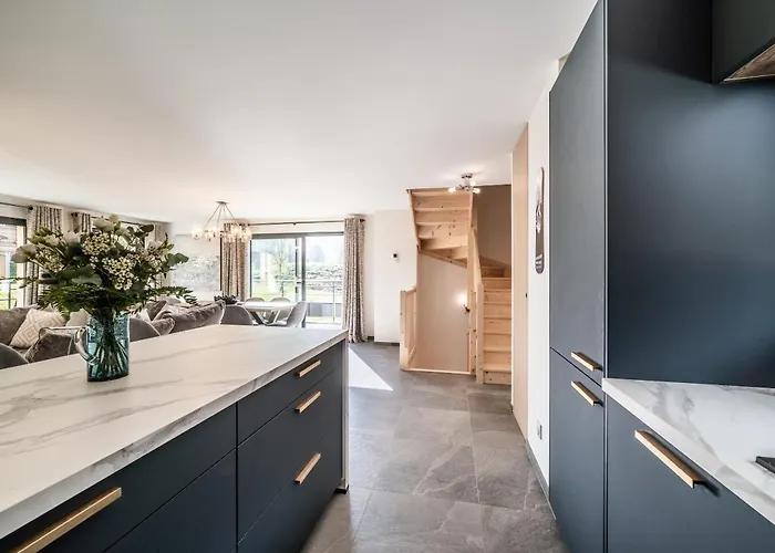 シャレー Ikigai - By Emerald