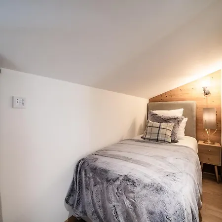 Chalet Ikigai - By Emerald *